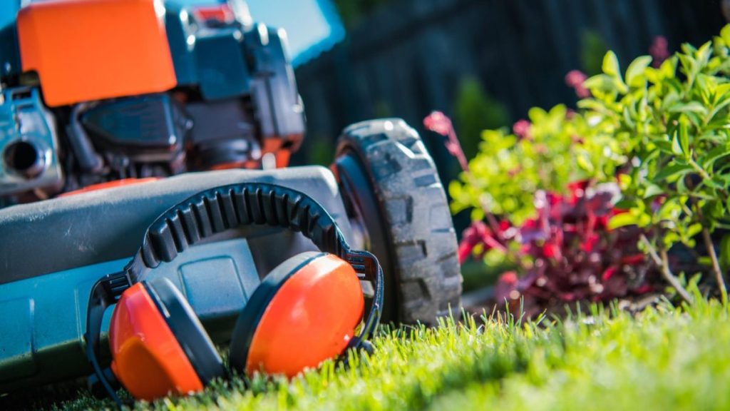 Matériel de jardinage : comment choisir les bons outils pour son extérieur ?